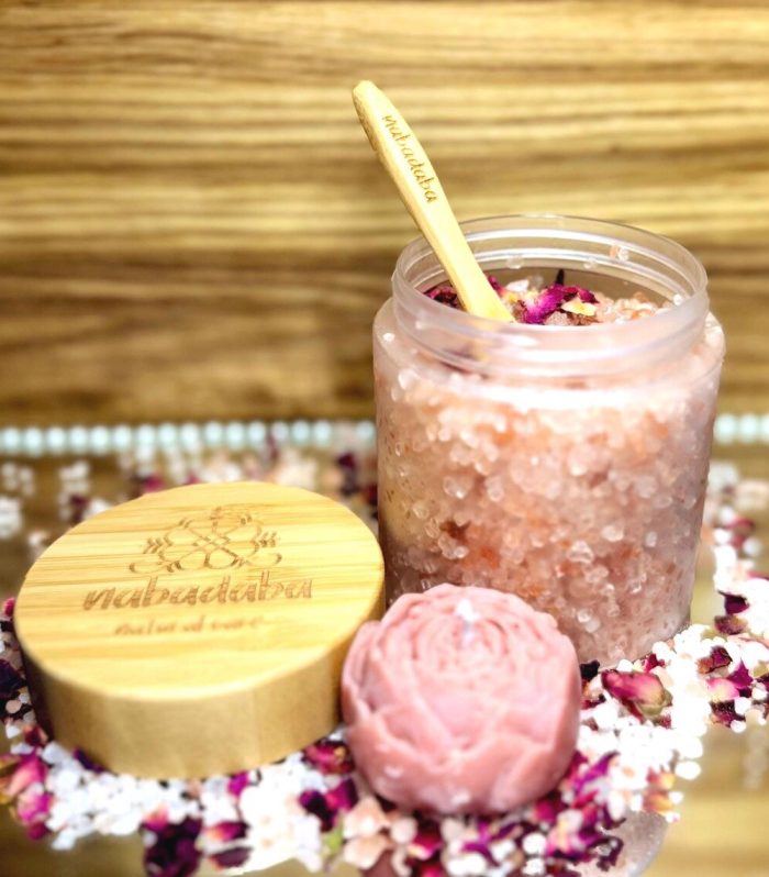 Luxurious Bath Salt | Himalayan Pink Rock Salt | Macadamia Oil | Damask Rose Absolute | Ho Wood | Perfect Gift For Mom