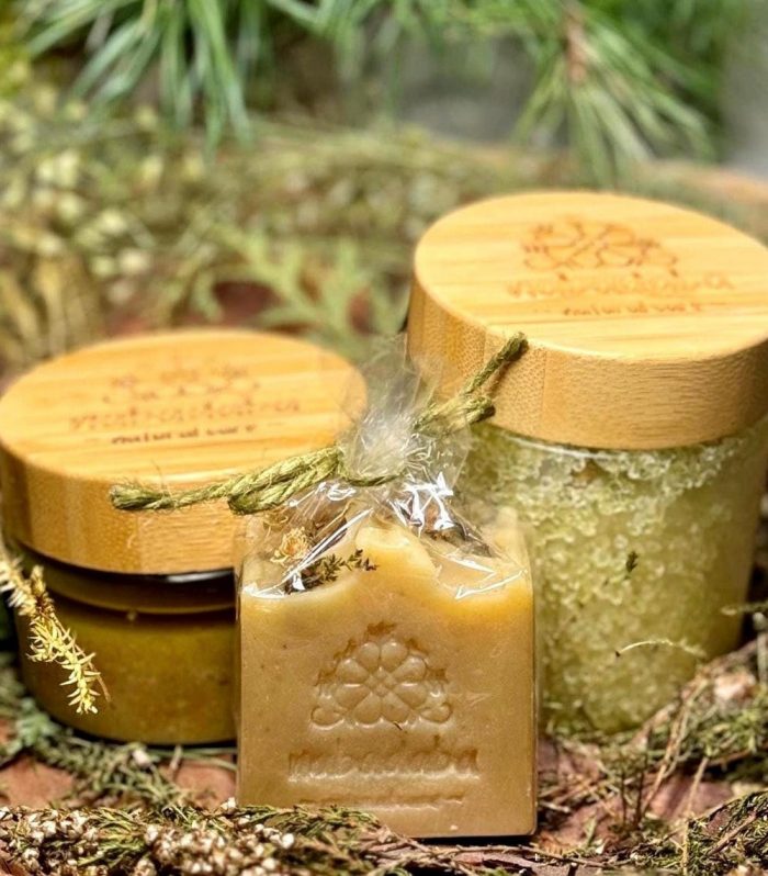 Bath Gift Set Green Forest | Dead Sea Mineral Salt | Rock Crystal Salt | Olive Oil Soap | Vetiver | Petitgrain | Lime